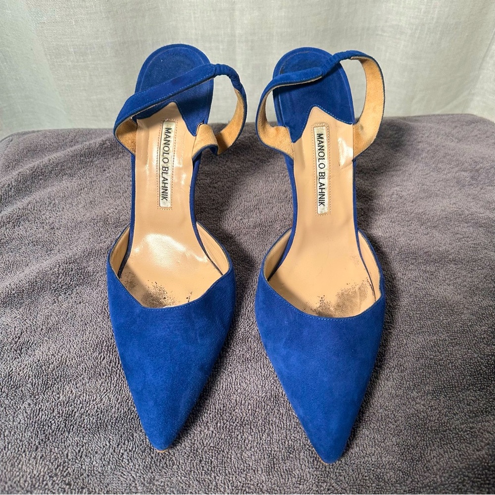 Colbolt blue Manolo Blahnik sling back 40.5